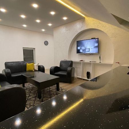 Luna Apartment Novi Pazar Buitenkant foto