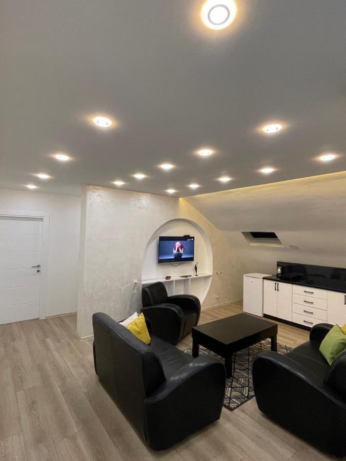 Luna Apartment Novi Pazar Buitenkant foto