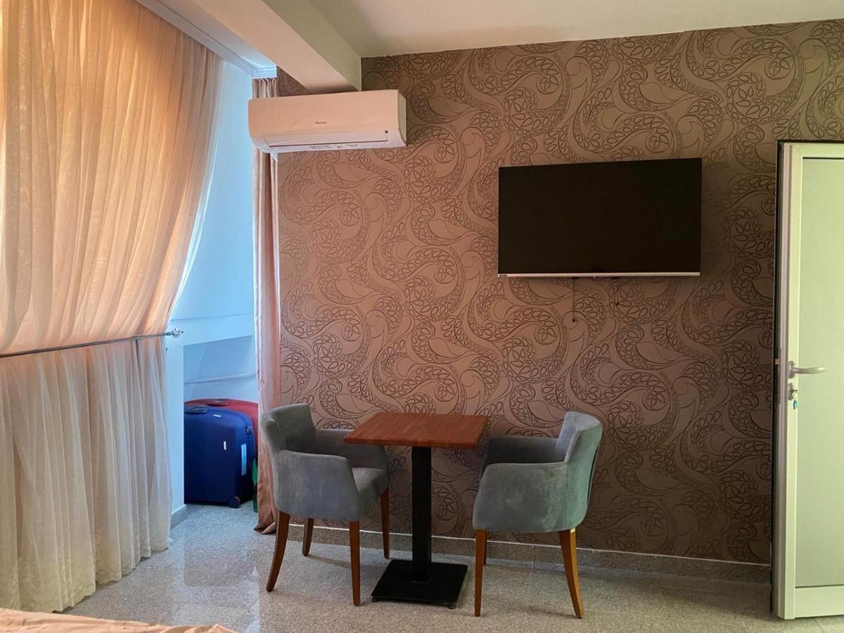 Luna Apartment Novi Pazar Buitenkant foto